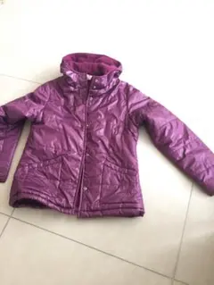 ニューバランス　フード付き中綿アウター