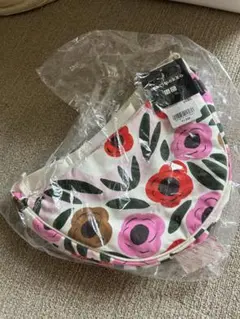 ユニクロマリメッコ　ラウンドミニショルダーバッグ