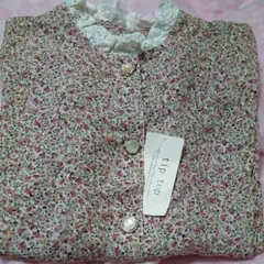 Tip top 花柄ブラウス