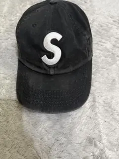 Supreme ブラックキャップ Sの刺繍