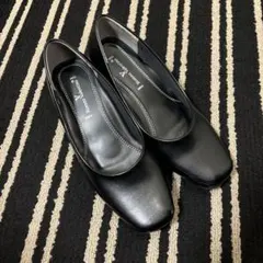 Romeo Valentino パンプス 黒 23.5cm EEEのサムネイル