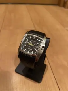 DIESEL スクエア型 腕時計 5BAR