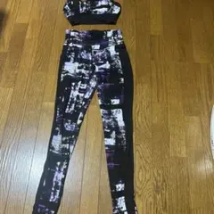 ReebokスポーツブラとレギンスセットMサイズ最終値下げ