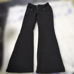 S.Q.J ブラック ブーツカットデニム