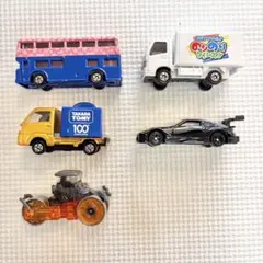 タカラトミー トミカ　株主優待　ミニカー 5台セット