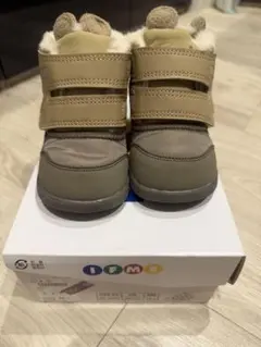 Item thumbnail for item 5eb0d208-2263-4d09-88d8-a9c3d61c04bb