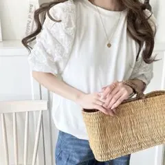 ふんわり袖花柄レースギャザードッキングトップス　ホワイト　L クラシカルエルフ