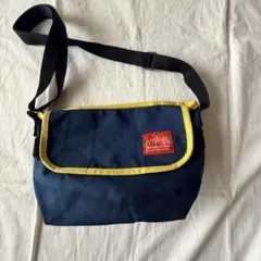 マンハッタンポーテージ ネイビー/イエロー ショルダーバッグ