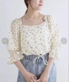 【w closet】2WAYパフスリーブショート丈ブラウス　花柄