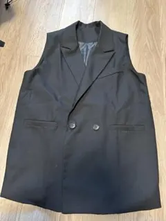 ブラック ベスト ジレ 新品未使用