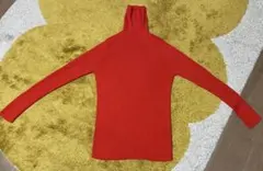 UNIQLO ユニクロ　メリノリブタートルネックセーター　赤