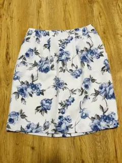 【美品】花柄 タイトスカート 上品のサムネイル