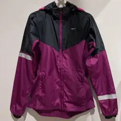 NIKE ナイロンジャケット パーカー ランニングウェア