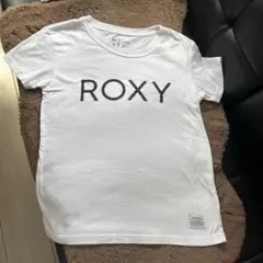 ロキシーティシャツ