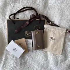 IL BISONTE レザーキーケース