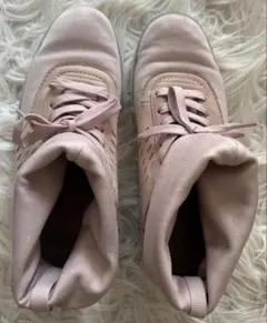 UGG ピンク スニーカー ハイカット　レディース