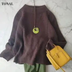 トーナル　ブラウン　モックネックウールセーター　ウール混　フワフワ