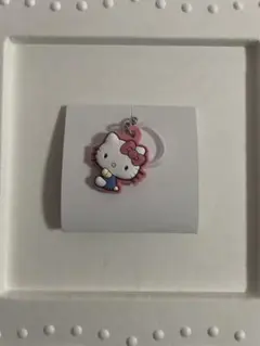 サンリオキャラクターズ　ダブルチャームグミ　キティ