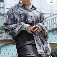 Mavie..7　シアー柄シャツ　こん　メヴィセットゥ　シャツ　柄シャツ　シアーのサムネイル