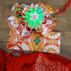 Item thumbnail for item 8a21387f-b097-4235-a072-6edc3195f480