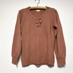 新品★未使用 ニット トップス ワールド 長袖のサムネイル