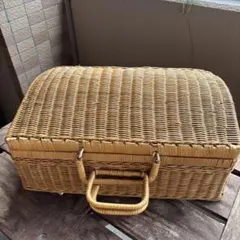 ラタン ピクニックバスケット トランク型　ヴィンテージ