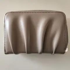 グレージュ蛇腹財布　ミニ財布　ラウンドファスナー