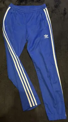 adidas 青 ジャージ パンツ 3本ライン！
