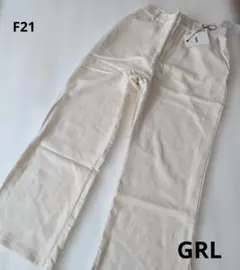 【GRL】新品　Lサイズ　白　スリット入　カジュアルパンツのサムネイル