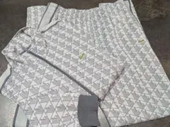 【美品】LACOSTE ラコステモノグラム トラックジャケット上下セットアップのサムネイル
