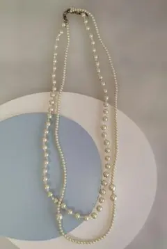 パール調二連ロングネックレス　クリーム色