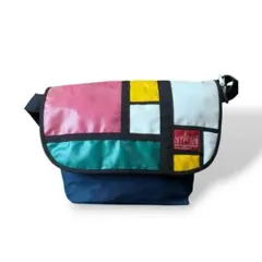 Manhattan Portage マルチカラー 大容量 メッセンジャーバッグ
