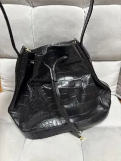 cat in the closetクロコ型押し 牛革巾着ショルダーバッグ 未使用のサムネイル