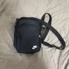 NIKE ショルダーバッグ ブラックのサムネイル