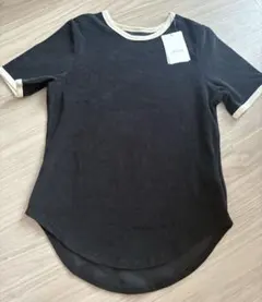 新品 タグ付き パイルリンガーTシャツ ブラック　Apart byのサムネイル