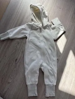 新品同様reima フード付きロンパース ホワイト