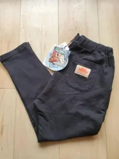 【新品タグ付】マーキーズ　防汚加工ストレッチパンツ　130　黒