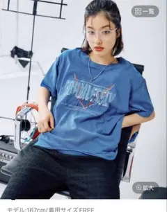 万博コーデ♡ネックレスとTシャツ♡グラフィックプリント ブルー Tシャツ