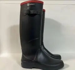 Item thumbnail for item ae4604c5-5492-4374-88d5-b266e5623be1