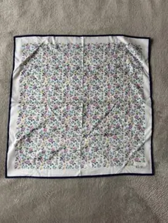 Nina Ricci　新品スカーフ［57×57cm］
