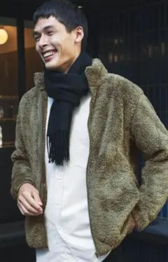 ユニクロ ファーリーフリースフルジップジャケットカーキメンズ M