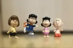 スヌーピー　SNOOPY フィギュア　ガチャ