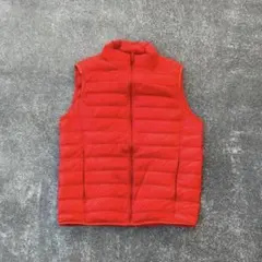 ユニクロ ウルトラライトダウンベスト メンズM レッド 311-409324