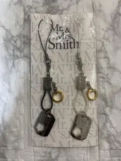 Mr. & Mrs. Smith ストラップ キーホルダー 2個セット　カップル
