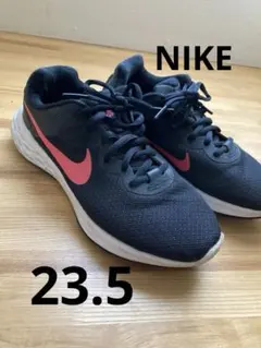 Item thumbnail for item 13040c46-a02b-476e-9d61-b3a62520e93a