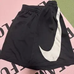 Nike ブラック ショートパンツ 12-13歳