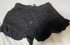 めちゃ可愛いフリル付きニットラメ入り黒ショートパンツ M