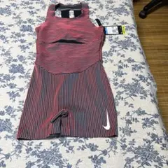 NIKE スポーツ用ワンピース サイズ　Ｍのサムネイル