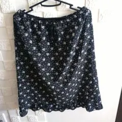 花柄黒フレアスカート LLサイズ