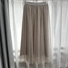 GU ベージュ プリーツロングスカート